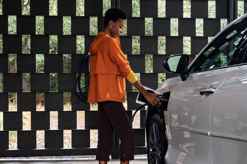 Lexus, ChargePoint, Qmerit team up to enhance EV charging experience in US  lexus charging