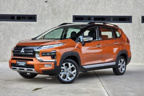 Checking out the PH-market Mitsubishi Xpander Cross' colors 
