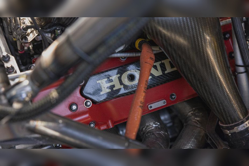 Honda to release souped-up CR-V with 800hp race ready honda cr-v