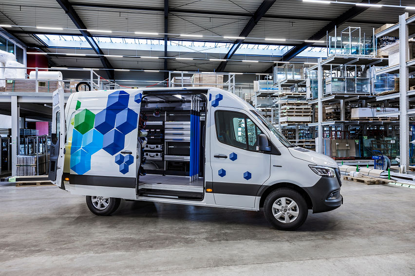 mercedes-benz esprinter 1