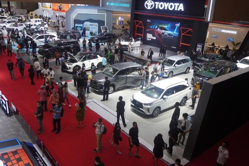 Merek Kendaraan Baru dan Konser Menambah Keseruan IIMS 2025 Toyota at IIMS