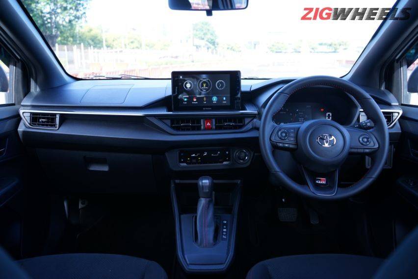 interior toyota agya