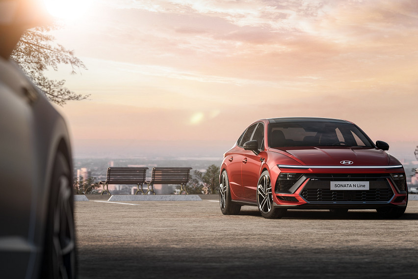 Hyundai reveals new Sonata new sonata