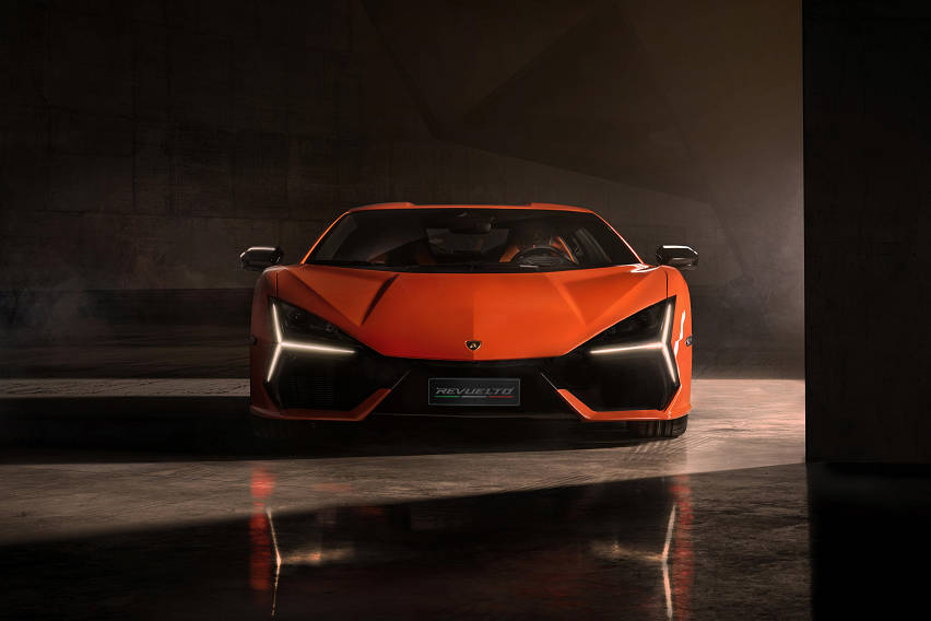 lambo revuelto 3