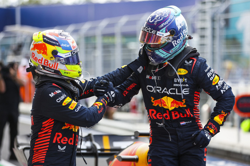 マイアミGP2022ヘルメットORACLERED BULL RACING
