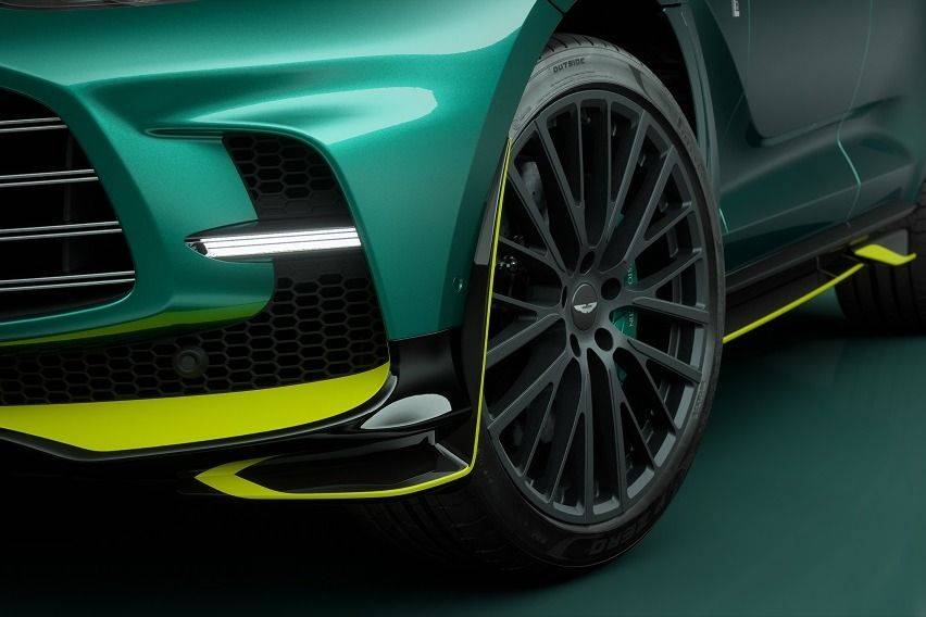 Aston Martin DBX707 AMR23 Edition