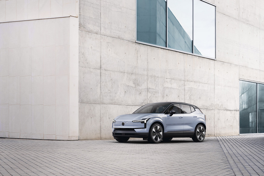 Volvo EX30 breaks cover, to be offered in 2 powertrain options volvo ex30 launch