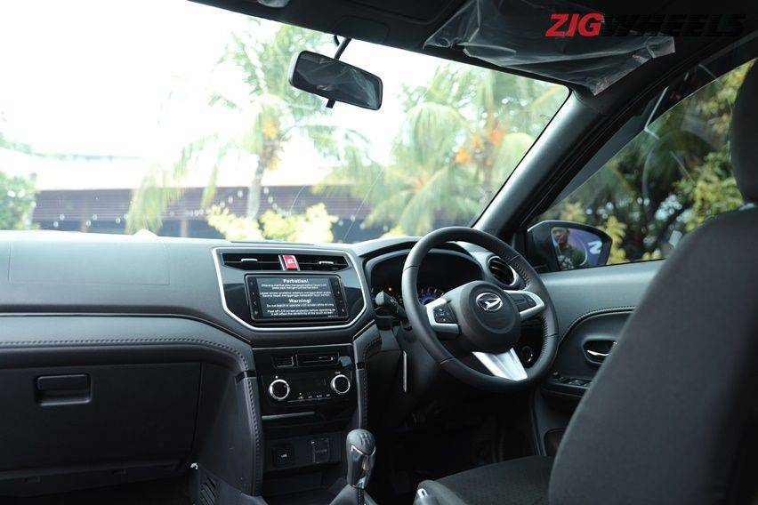 Daihatsu Terios interior