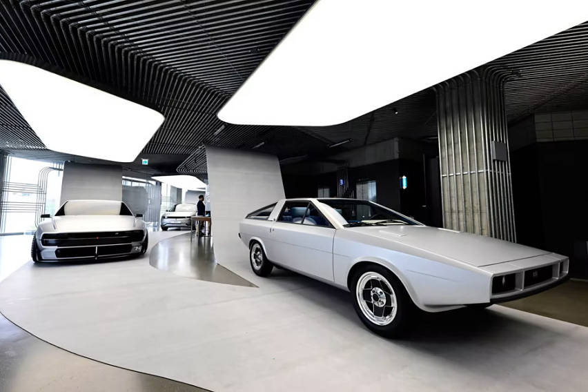 hyundai pony the timeless