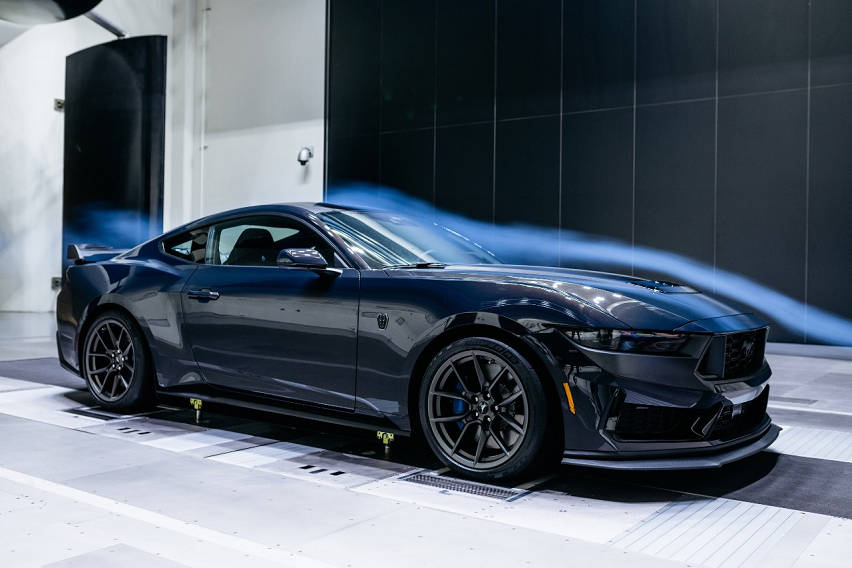 ford mustang dark horse 1