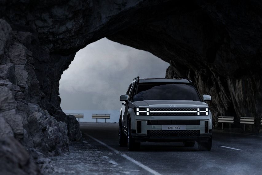 All-boxed up: Hyundai unveils ‘boxy’ 5th-gen Santa Fe All-boxed up: Hyundai unveils ‘boxy’ 5th-gen Santa Fe