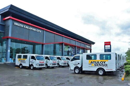 Isuzu PH delivers Traviz units to Oriental Mindoro LGU anew