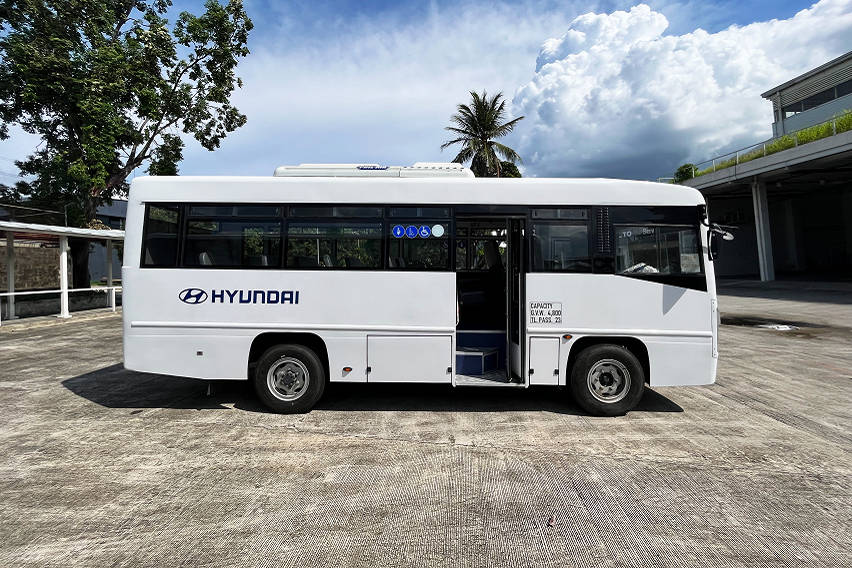 hyundai puv class 4 1