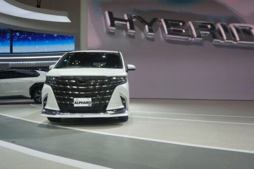 Harga dan Spesifikasi All New Toyota Alphard yang Rilis di GIIAS 2023