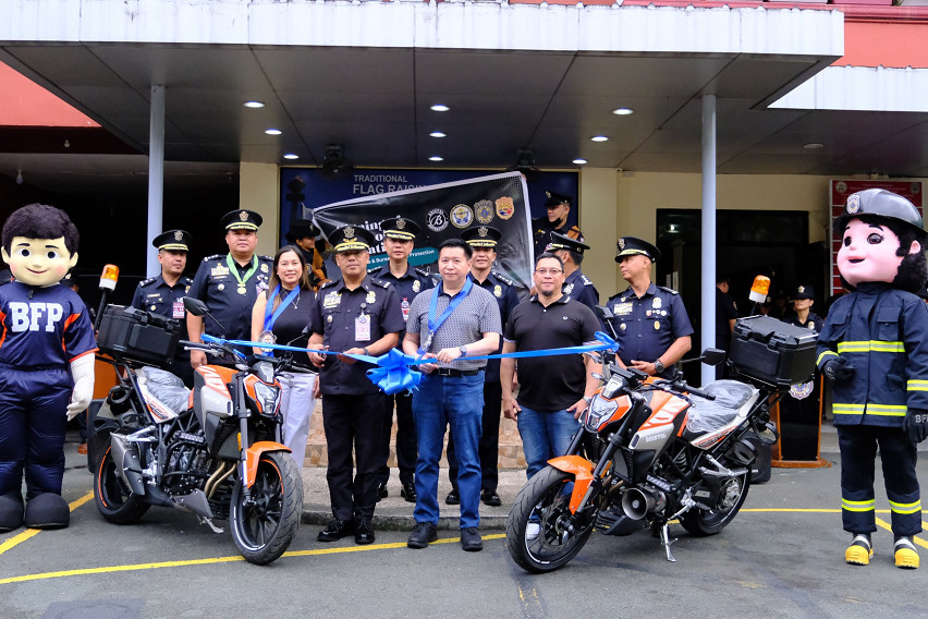 Bristol PH donates 2 Assassin R400 bikes to BFP  Bristol PH donates 2 Assassin R400 bikes to BFP