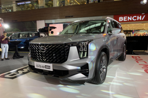 GAC GS8 4WD vs. the competition 