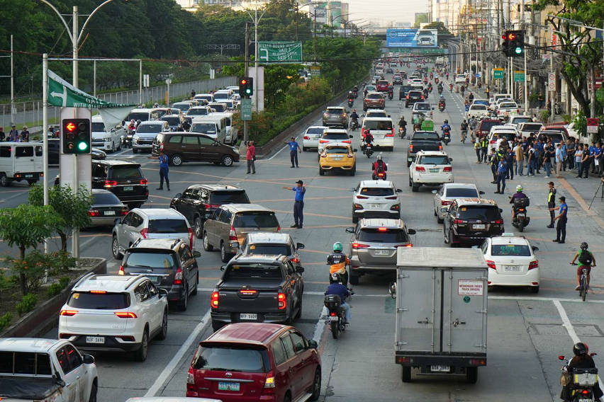 mmda katipunan ave 3