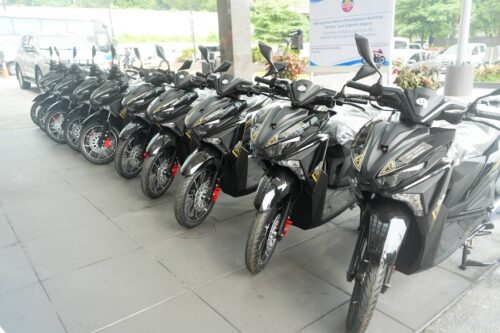 Lawmaker gives motorcycles to MMDA to aid riding academy initiative Lawmaker gives motorcycles to MMDA to aid riding academy initiative