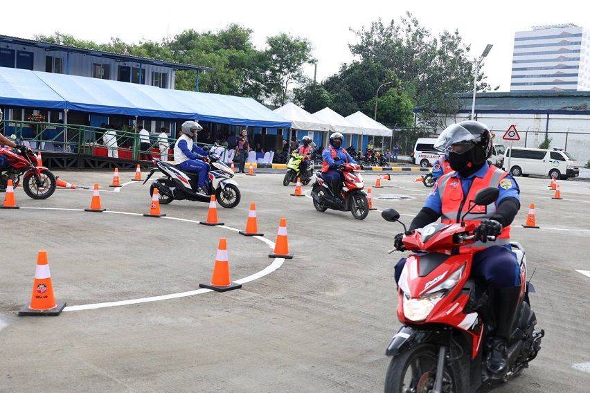 MMDA Motorcycle Riding Academy