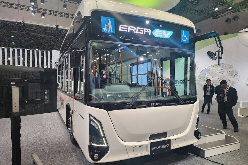 Isuzu Erga EV