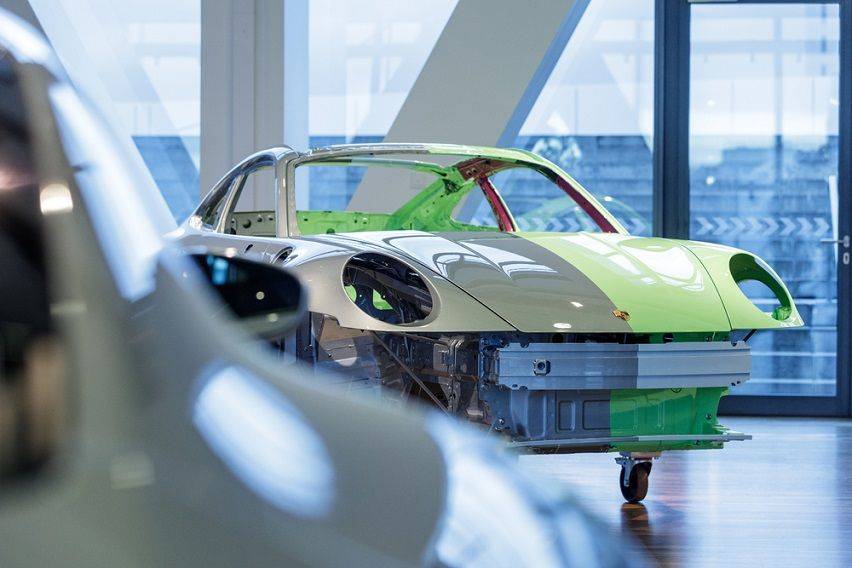 Porsche Green Steel