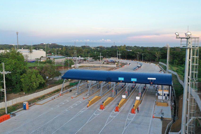 Calax Silang Aguinaldo Toll Plaza