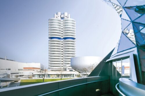 BMW, Mercedes-Benz to jointly build high-power charging network in China BMW, Mercedes-Benz to jointly build high-power charging network in China