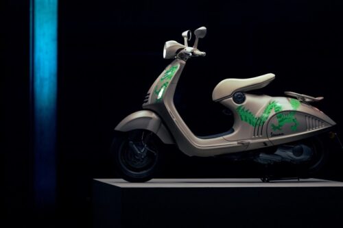 Vespa 946 Dragon Edisi Khusus Perayaan Imlek Tahun Naga