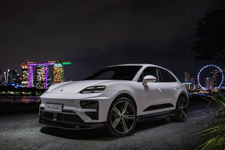 Porsche Macan EV