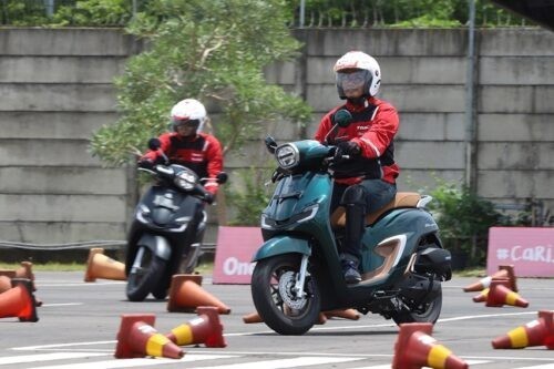 First Ride Honda Stylo 160: Sekadar Vario 160 Berganti Kulit? First Ride Honda Stylo 160: Sekadar Vario 160 Berganti Kulit?