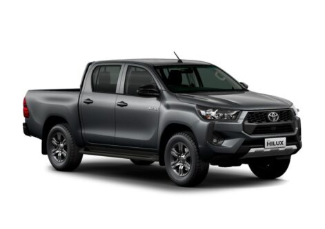Tertarik Kredit New Toyota Hilux 2.4L D Cab 4x4, Simak Cicilannya 