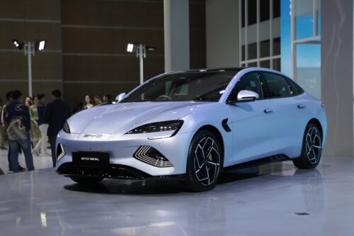 BYD Umumkan Harga Ketiga Modelnya di IIMS 2024 BYD Umumkan Harga Ketiga Modelnya di IIMS 2024