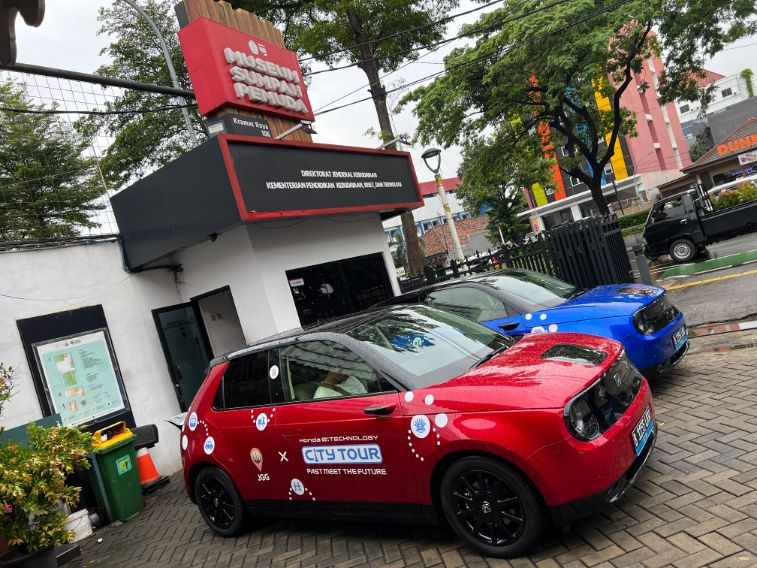 Cara Unik Honda dalam Mengkapanyekan Mobil Elektrifikasi di Jakarta Honda e:Technology City Tour
