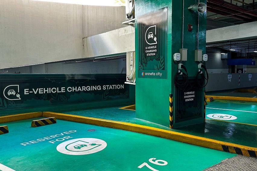 Araneta City installs initial batch of EV chargers Araneta City charging station
