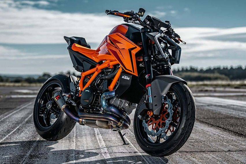 KTM 1390 Super Duke R Evo