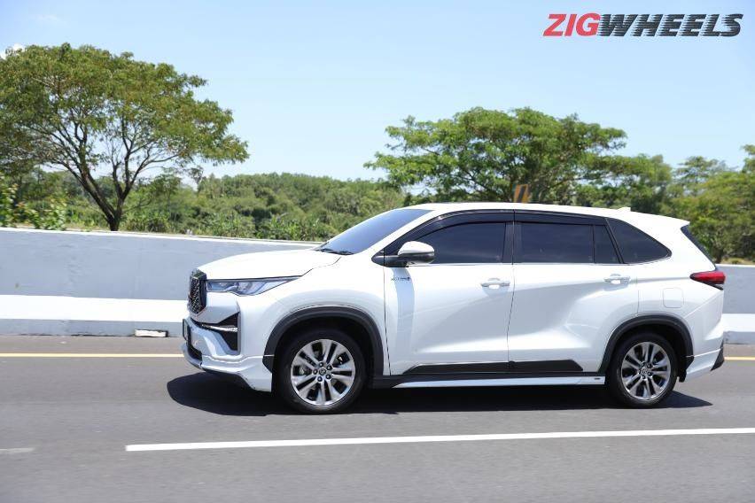 Kijang Innova Zenix Q HEV