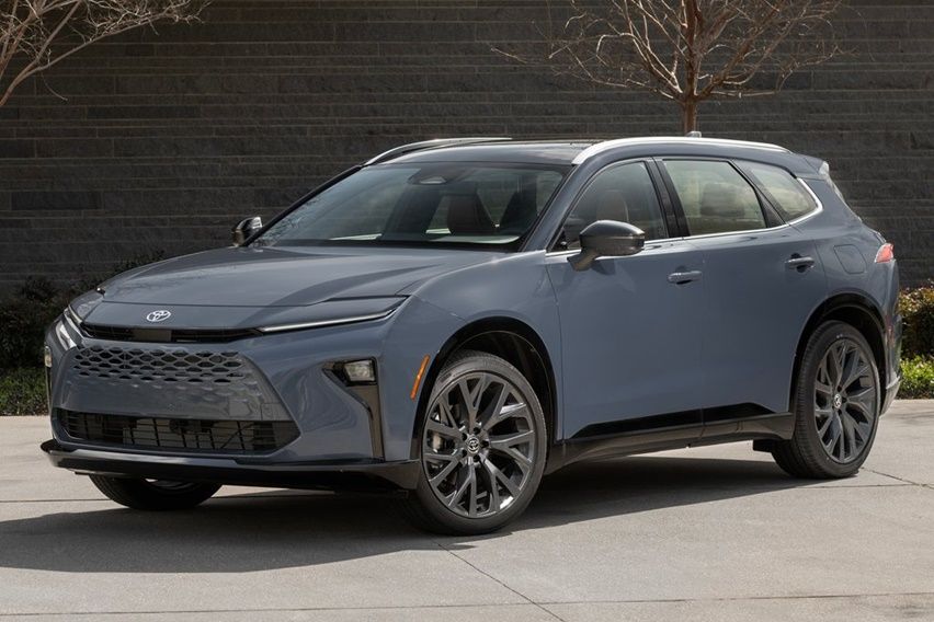 Toyota Crown Signia, SUV Hybrid Mulai Dipasarkan Di AS Toyota Crown Signia