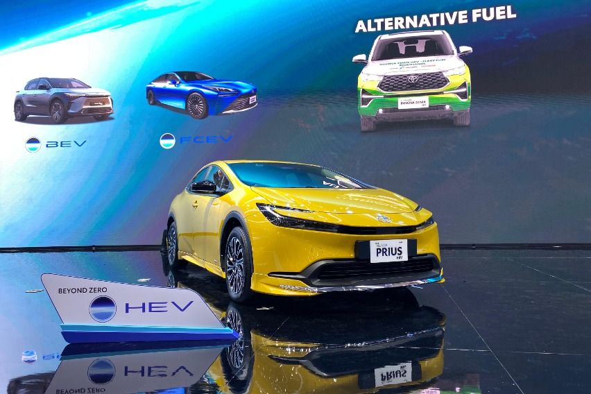 Generasi Terbaru Prius Meluncur Tambah Line-up Hybrid Toyota Generasi Terbaru Prius Meluncur Tambah Line-up Hybrid Toyota