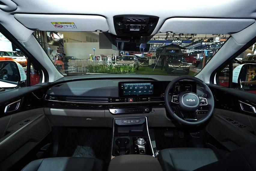 Kia Carnival Hybrid