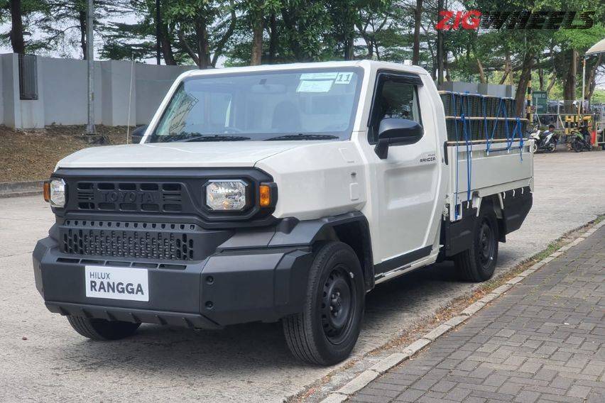 Menilik Varian Termurah Toyota Hilux Rangga, Dapat Apa Saja?