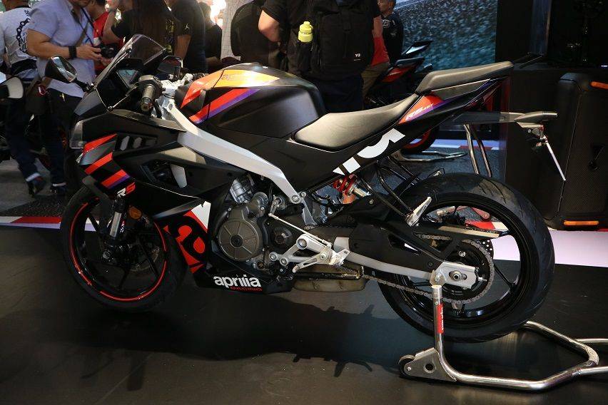 Aprilia RS 457 1