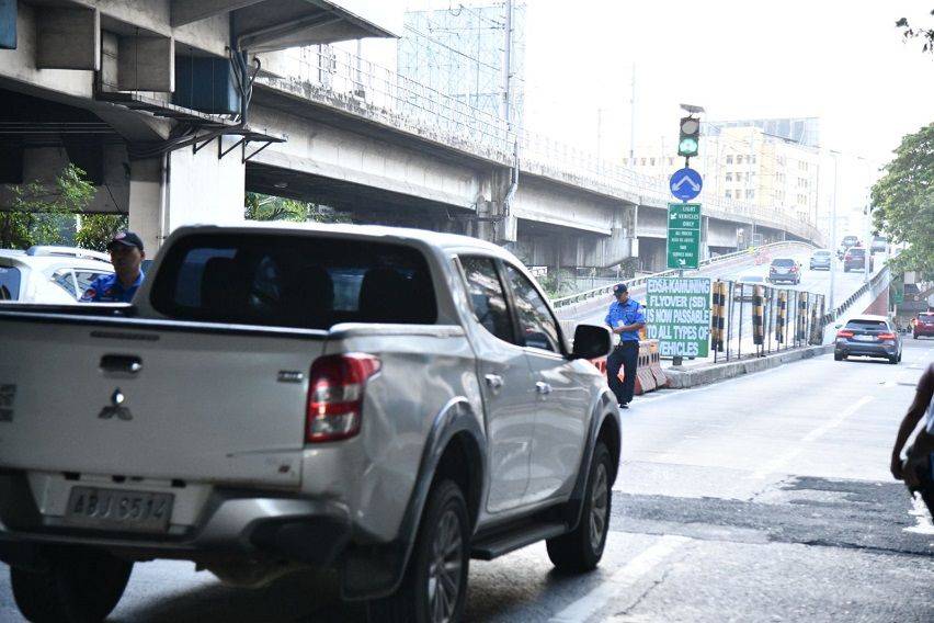 EDSA Kamuning Flyover