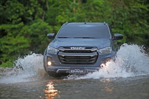 Isuzu PH shares 4 reasons why D-Max, mu-X are ideal rainy season rides Isuzu PH shares 4 reasons why D-Max, mu-X are ideal rainy season rides