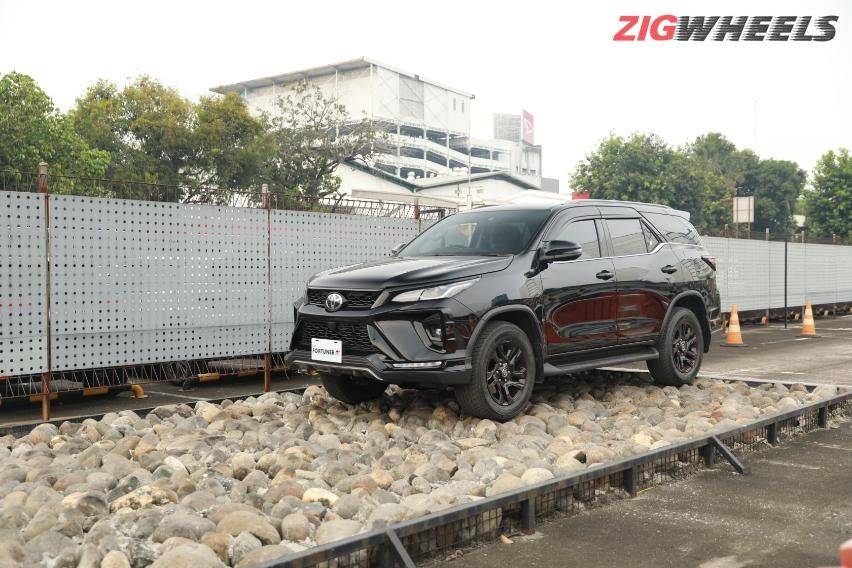 Impresi New Toyota Fortuner 2.8 VRZ 4x2, Calon Varian Terlaris