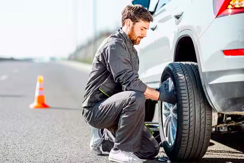 Roadside assistance coverage: Meaning, benefits, services & more Roadside assistance coverage
