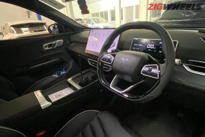 Interior Neta X 2024