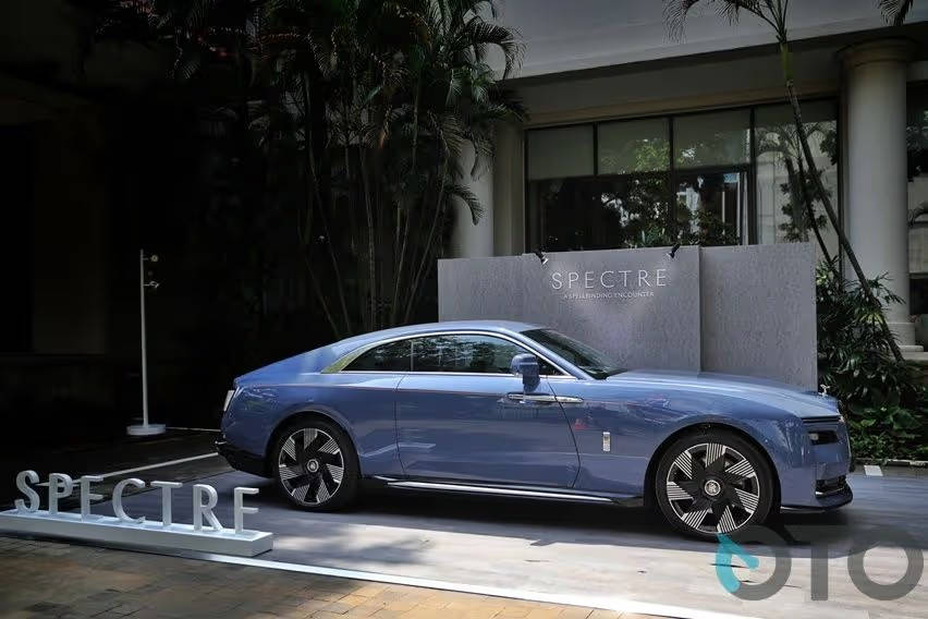 5 Hal yang Perlu Diketahui dari Roll-Royce Spectre, EV Termahal di RI