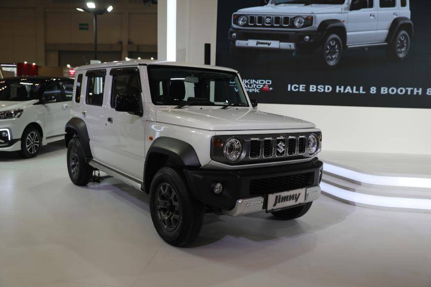 Suzuki Luncurkan Jimny 5-door White Rhino Edition, Apa yang Beda?