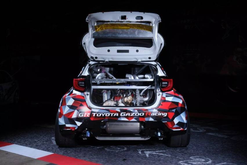 Kejutan Prototipe Toyota GR Yaris Bermesin Tengah di Tokyo Auto Salon 2025