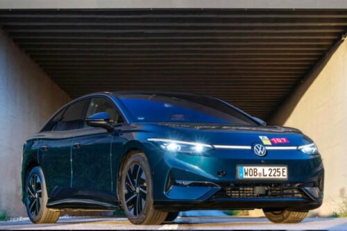 Volkswagen ID.7 EV 2025 Menempuh Jarak Hampir 1.000 km dengan Sekali Pengisian Daya Volkswagen ID.7 EV 2025 Menempuh Jarak Hampir 1.000 km dengan Sekali Pengisian Daya